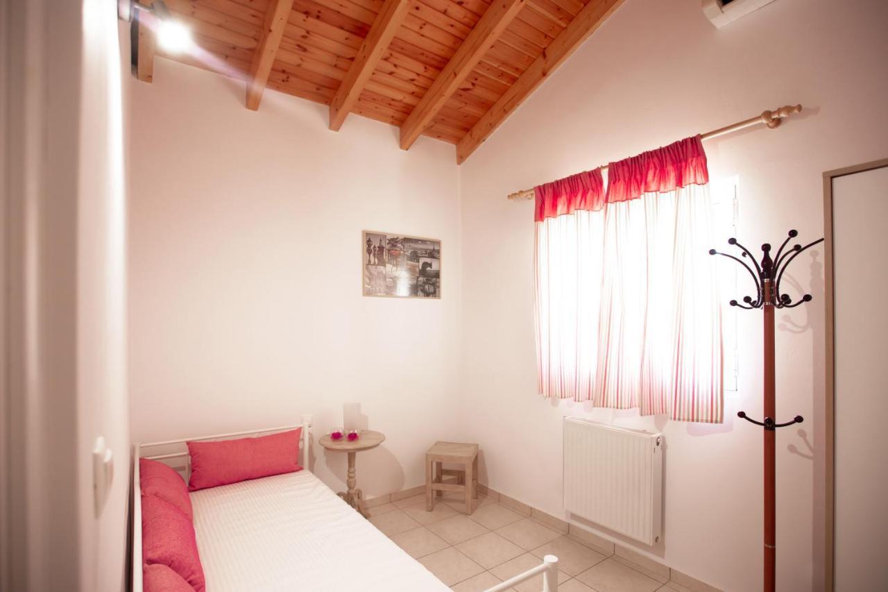 Villa Laconia Domus - *